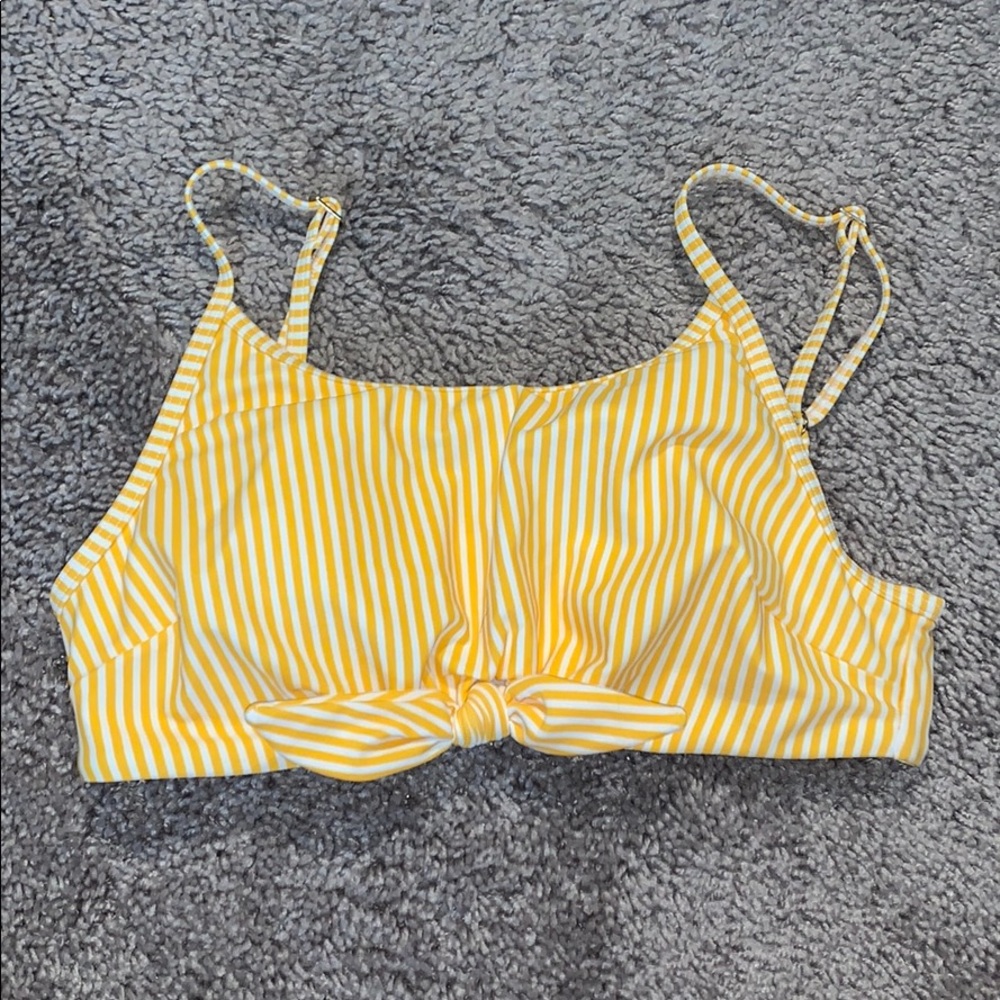 Hollister bathing suit top